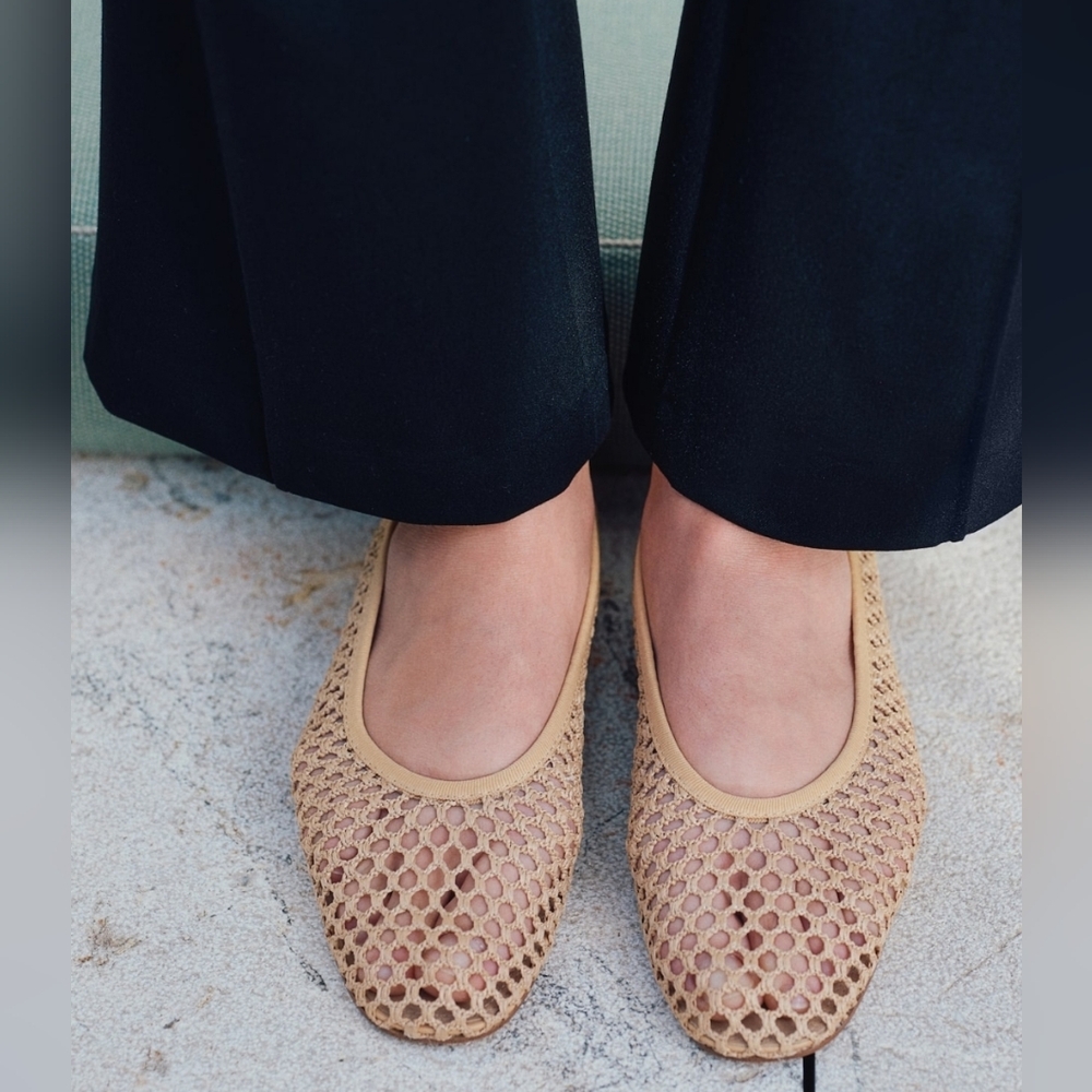 H&M Beige Mesh Flats